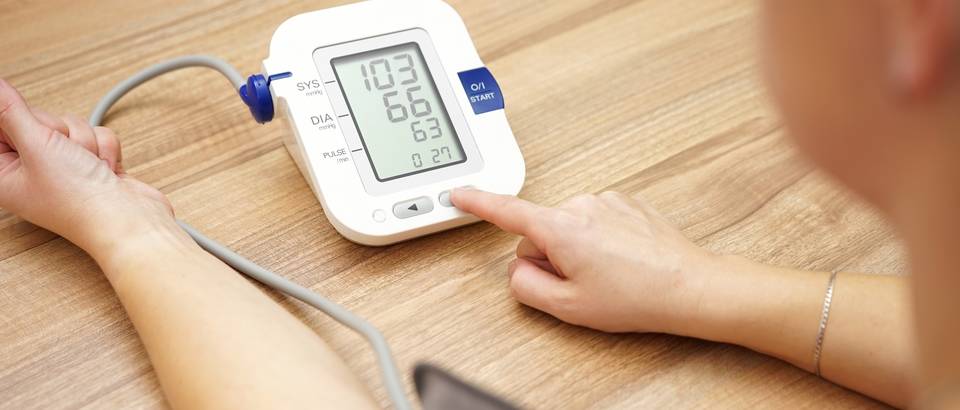 kako se postupa s povišenog krvnog tlaka dijeta masaža zona hipertenzija